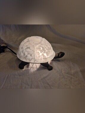 2/120$ Vintage white Tiffany Turtle Accent Lamp - Vintage